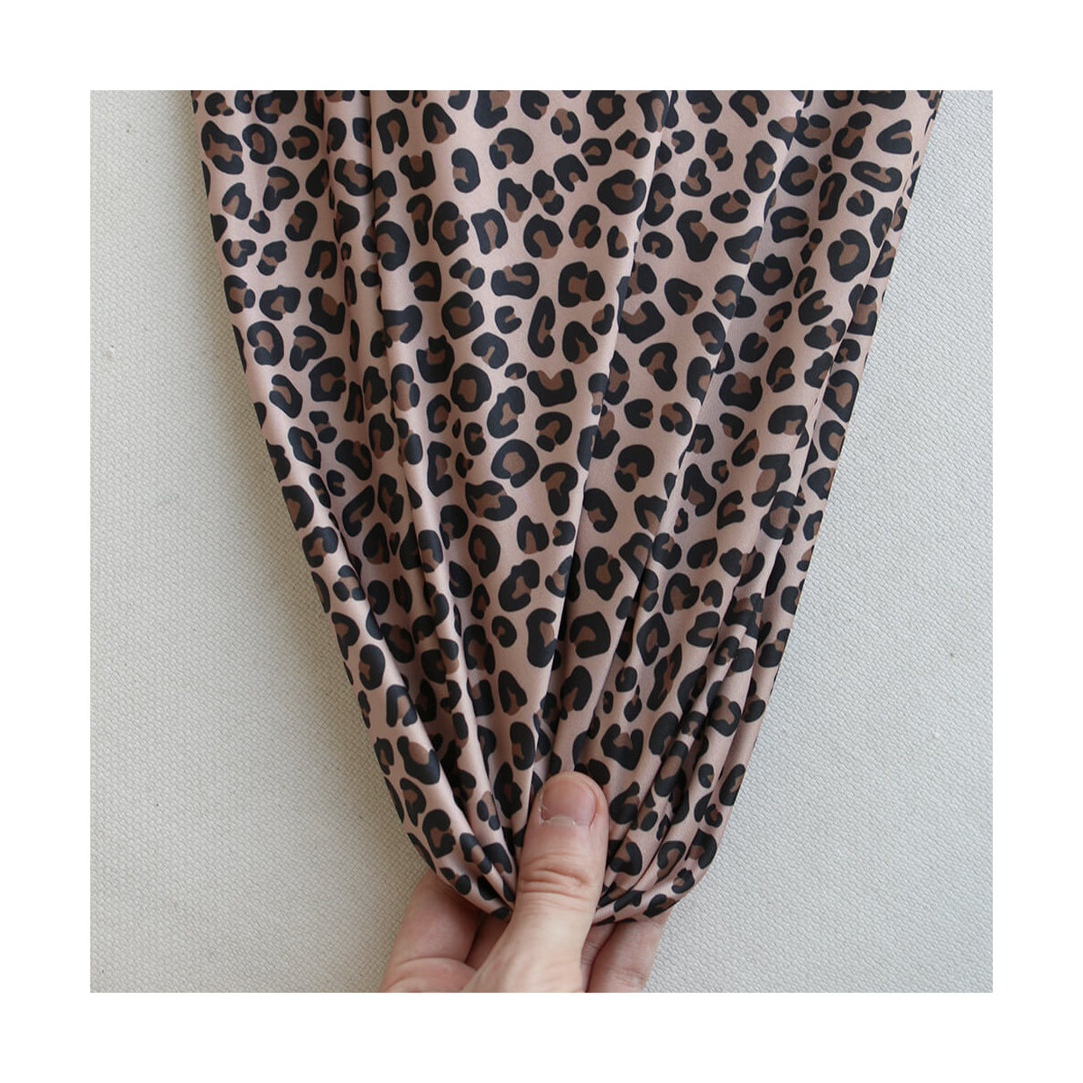 Lea - Tissu Lycra (maillot de bain) UPF50 exclusif graou fond nude