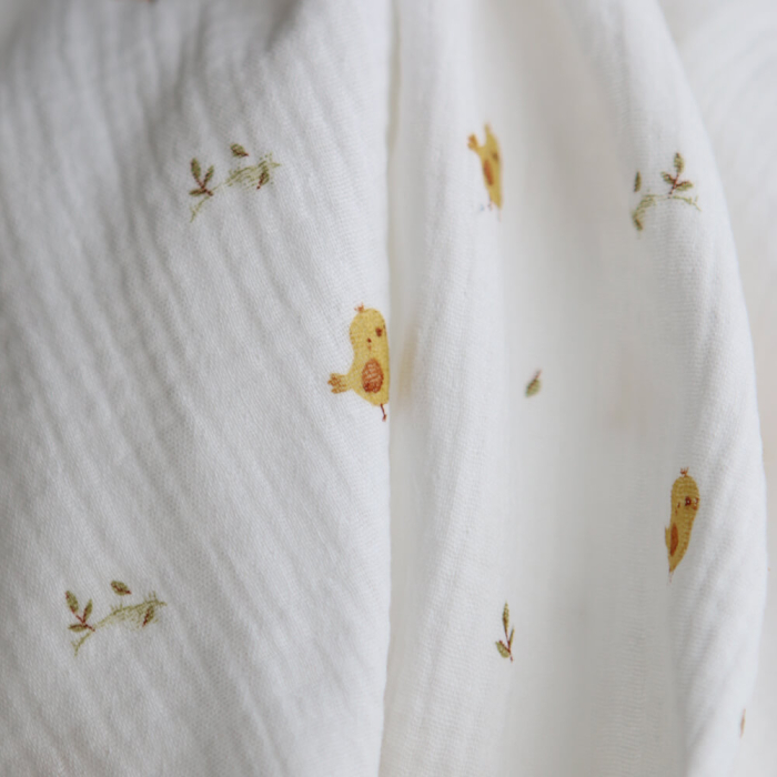 Carlito - Double gaze de coton motif fond blanc motif poussin
