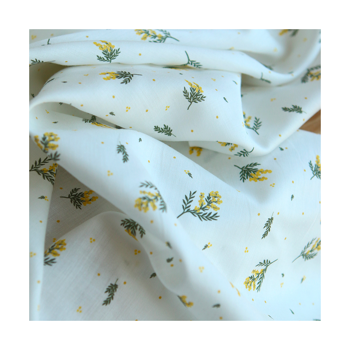 Mimosa - Batiste de coton douce à imprimé exclusif mimosa allégé