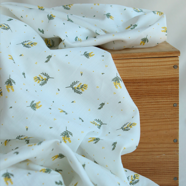 Mimosa - Batiste de coton douce à imprimé exclusif mimosa allégé