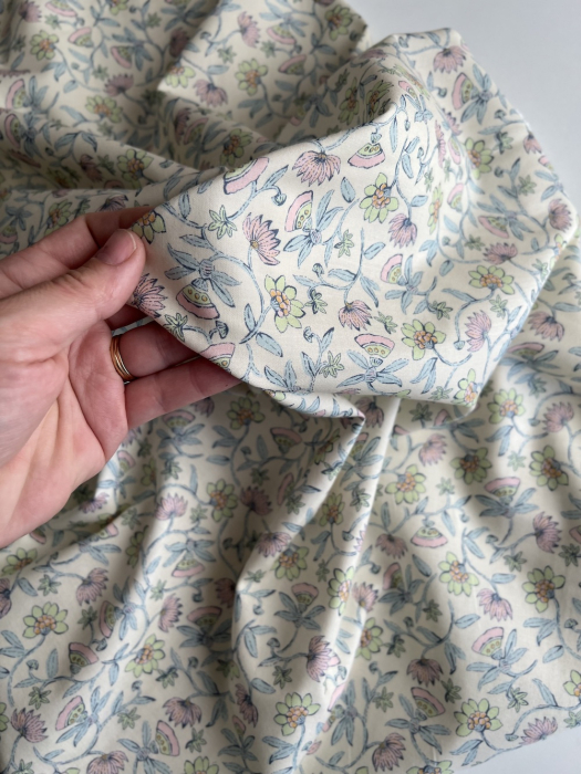 India - Popeline de coton BIO imprimé fleurs indiennes Tissus issus de l'agriculture biologique  - 9