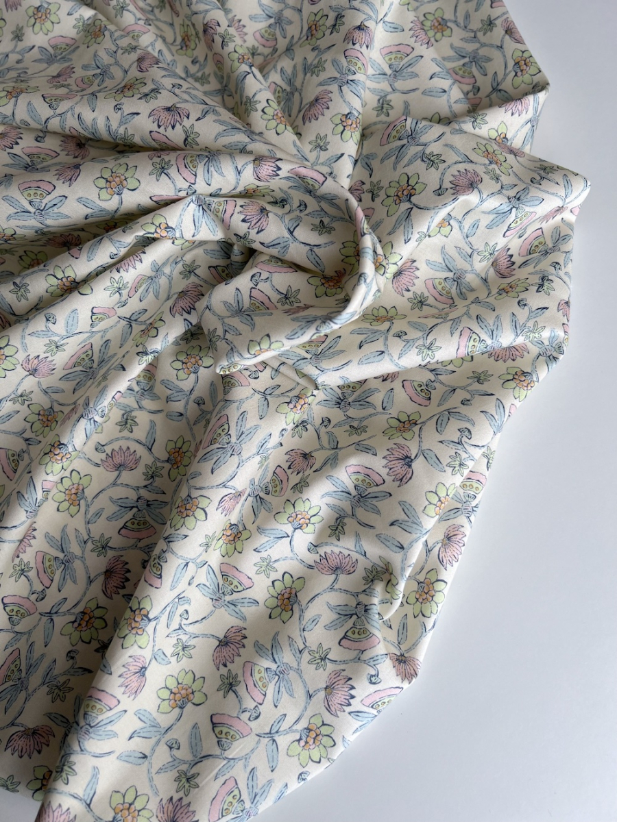 India - Popeline de coton BIO imprimé fleurs indiennes Tissus issus de l'agriculture biologique  - 12