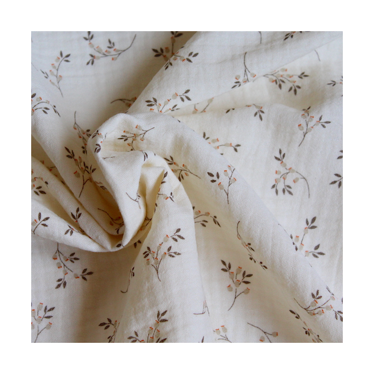 Thaïs - Double gaze de coton BIO écru à motifs fleuris Tissus issus de l'agriculture biologique  - 1