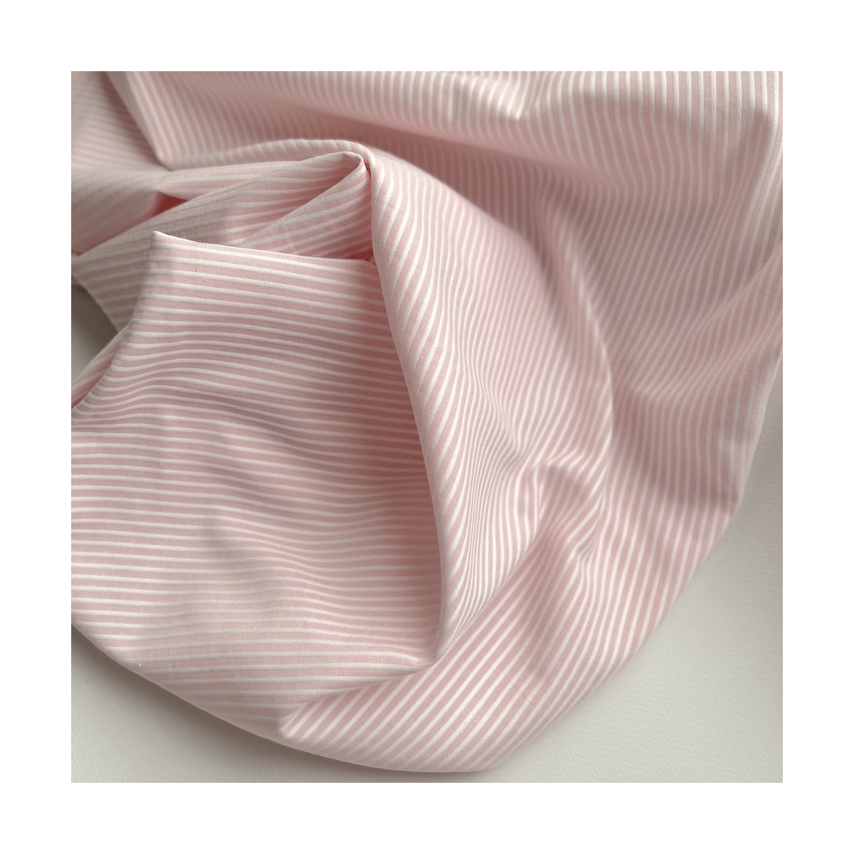 Coton bio gaufré à rayures rose dragée / blanc Tissus issus de l'agriculture biologique  - 1