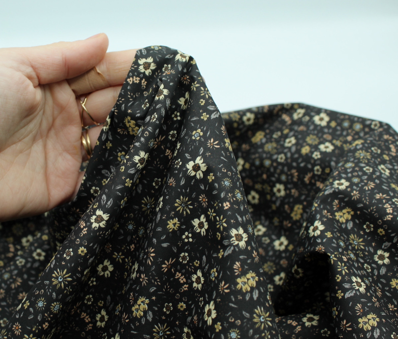 Eulalie - Batiste de coton bio SILKYNE à imprimé fleuri noir Tissus issus de l'agriculture biologique  - 6