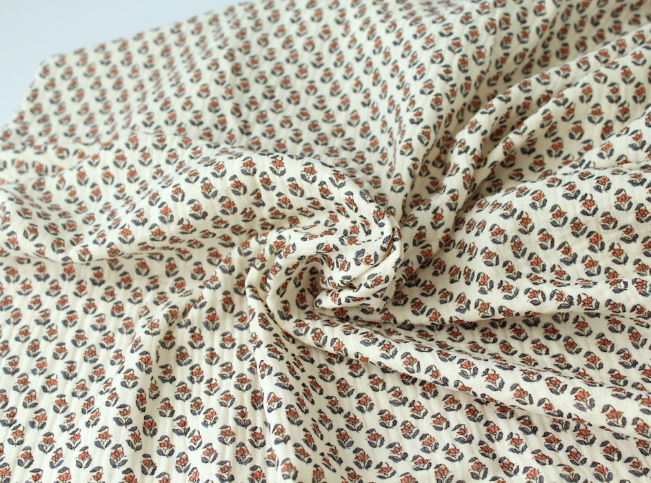 Aria - Double gaze de coton écru à motifs petites fleurs façon hand block