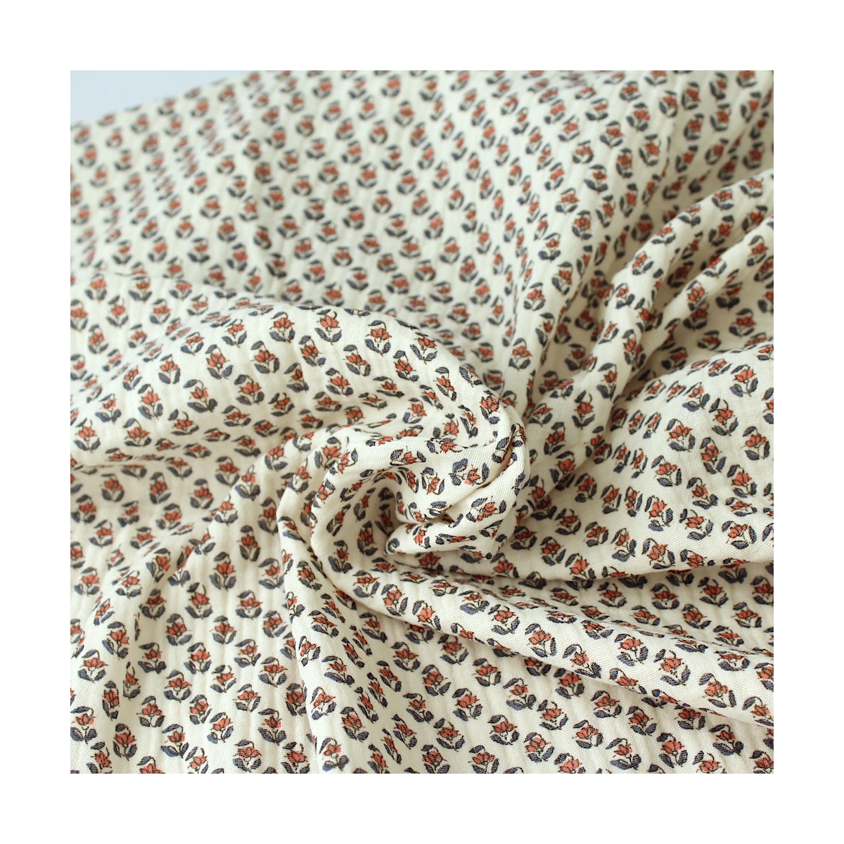 Aria - Double gaze de coton écru à motifs petites fleurs façon hand block