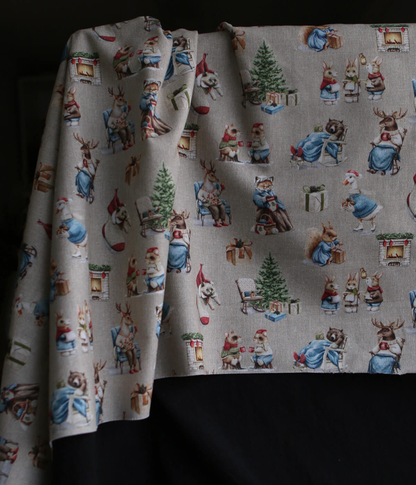 Toile de coton canvas motif animaux de noël fond beige