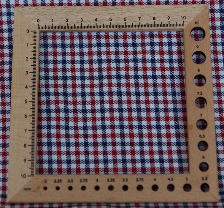 Archie - Coton gratté organique petit vichy rouge et bleu