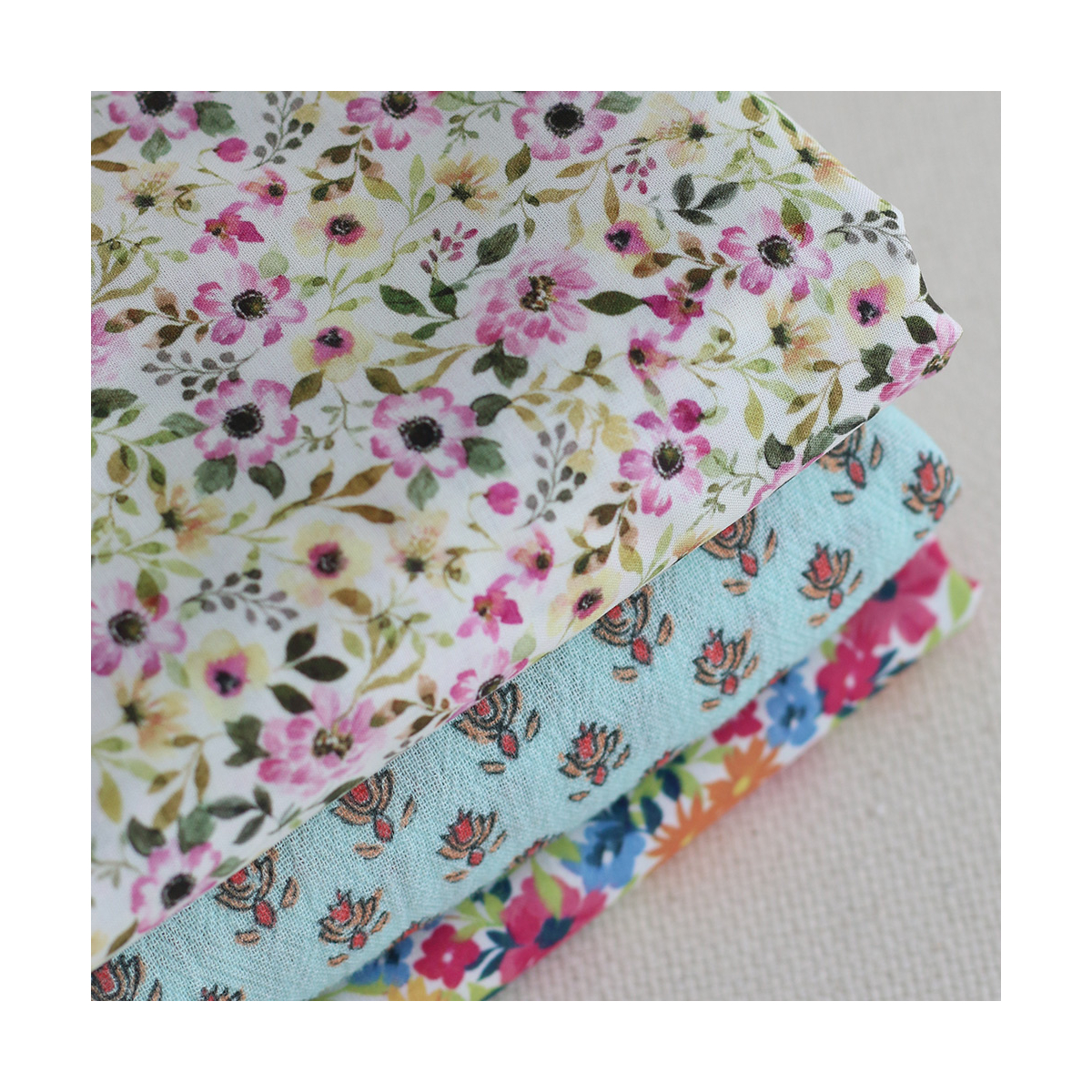 copy of Sheila - Tissu coton crêpe gaufré framboise à motifs