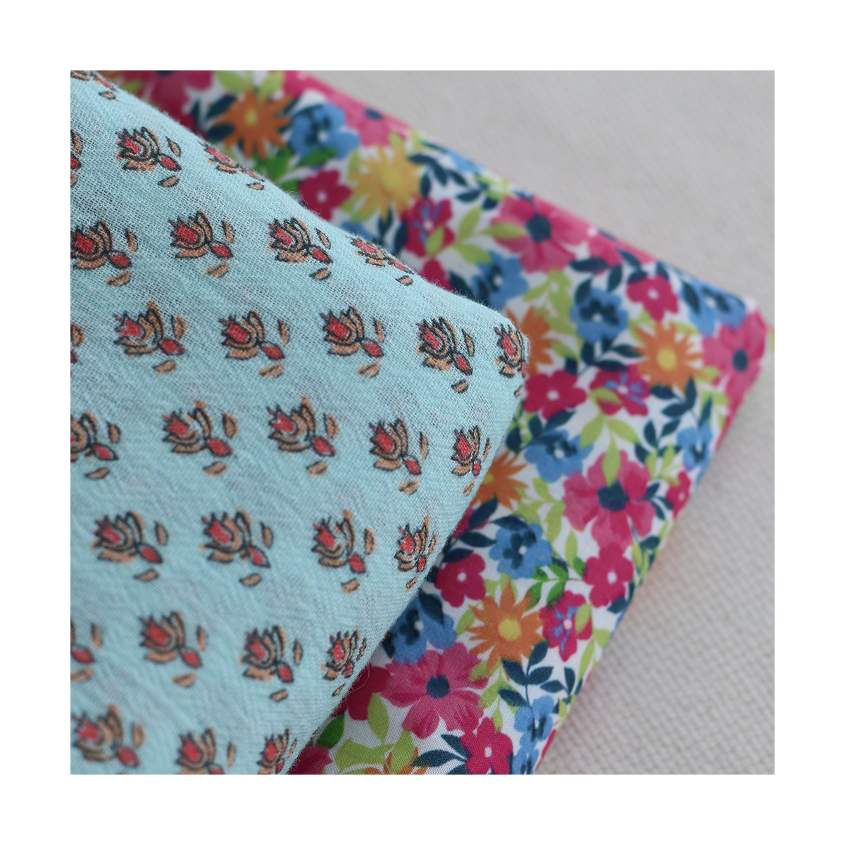 copy of Sheila - Tissu coton crêpe gaufré framboise à motifs