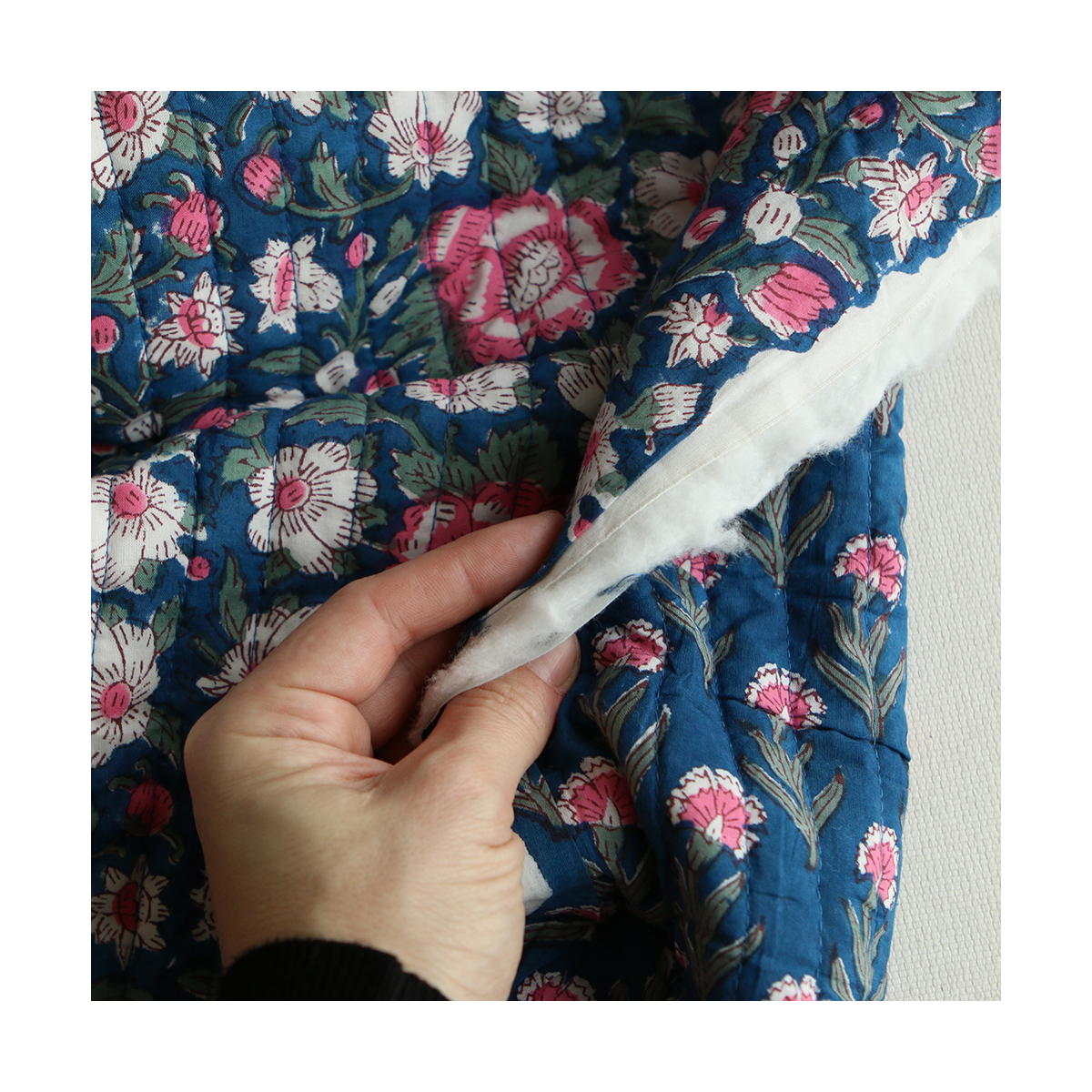 Neha - Tissu indien matelassé double face coton hand block largeur 100cm