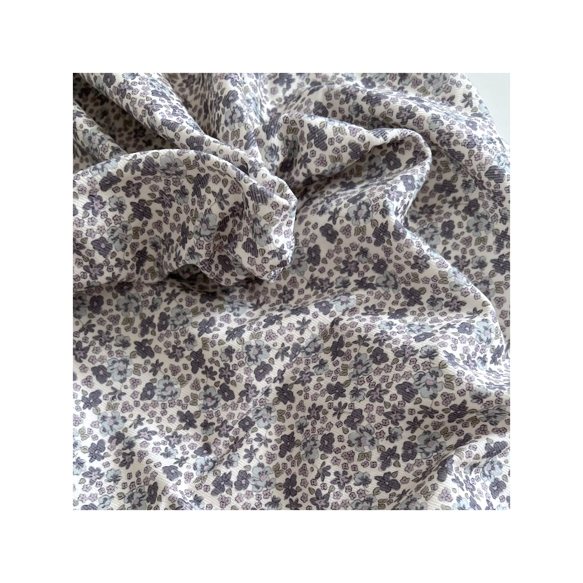 Kristen - Velours milleraies coton organique imprimé fleuri lavande  - 1