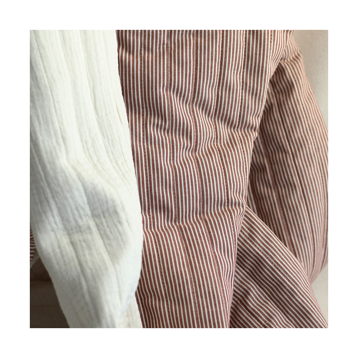 Country - Tissu matelassé double face écru / rayures chatain