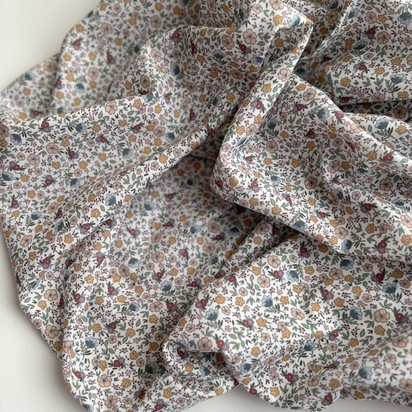 Odilie - Batiste de coton SILKYNE à imprimé fleuri Tissus issus de l'agriculture biologique  - 1