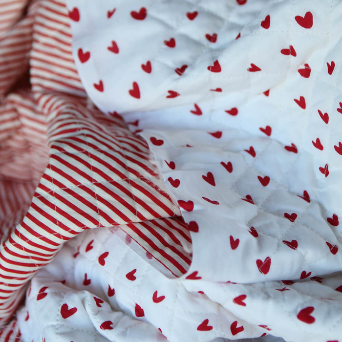 Dil / coeurs rouges - Tissu indien matelassé double face coton hand block largeur 100cm