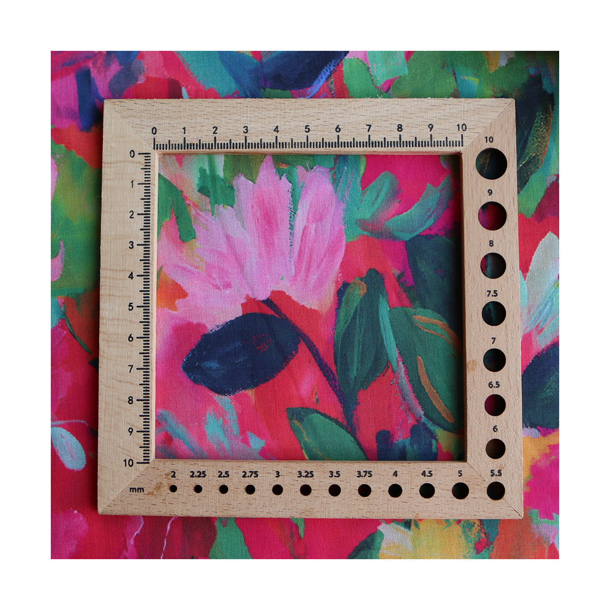 Batiste de coton douce à imprimé fleuri rose Bolywood