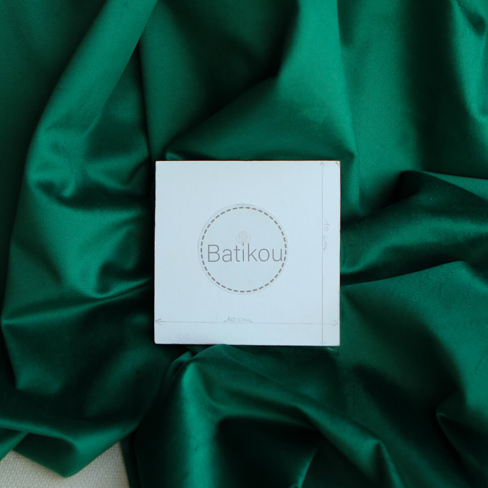 Velours ras coloris émeraude