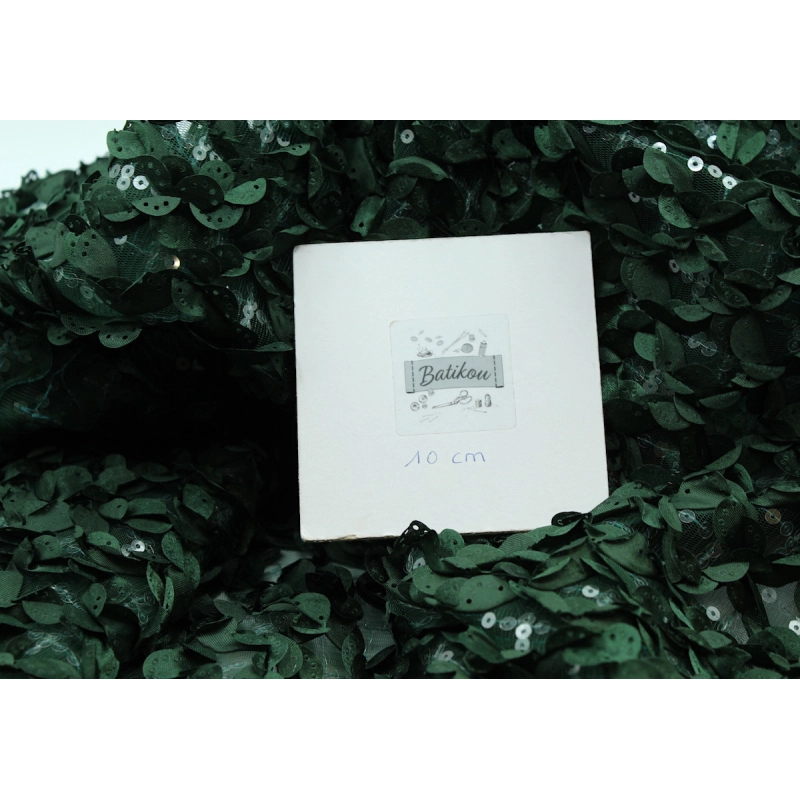 Tulle souple broderie vert sapin