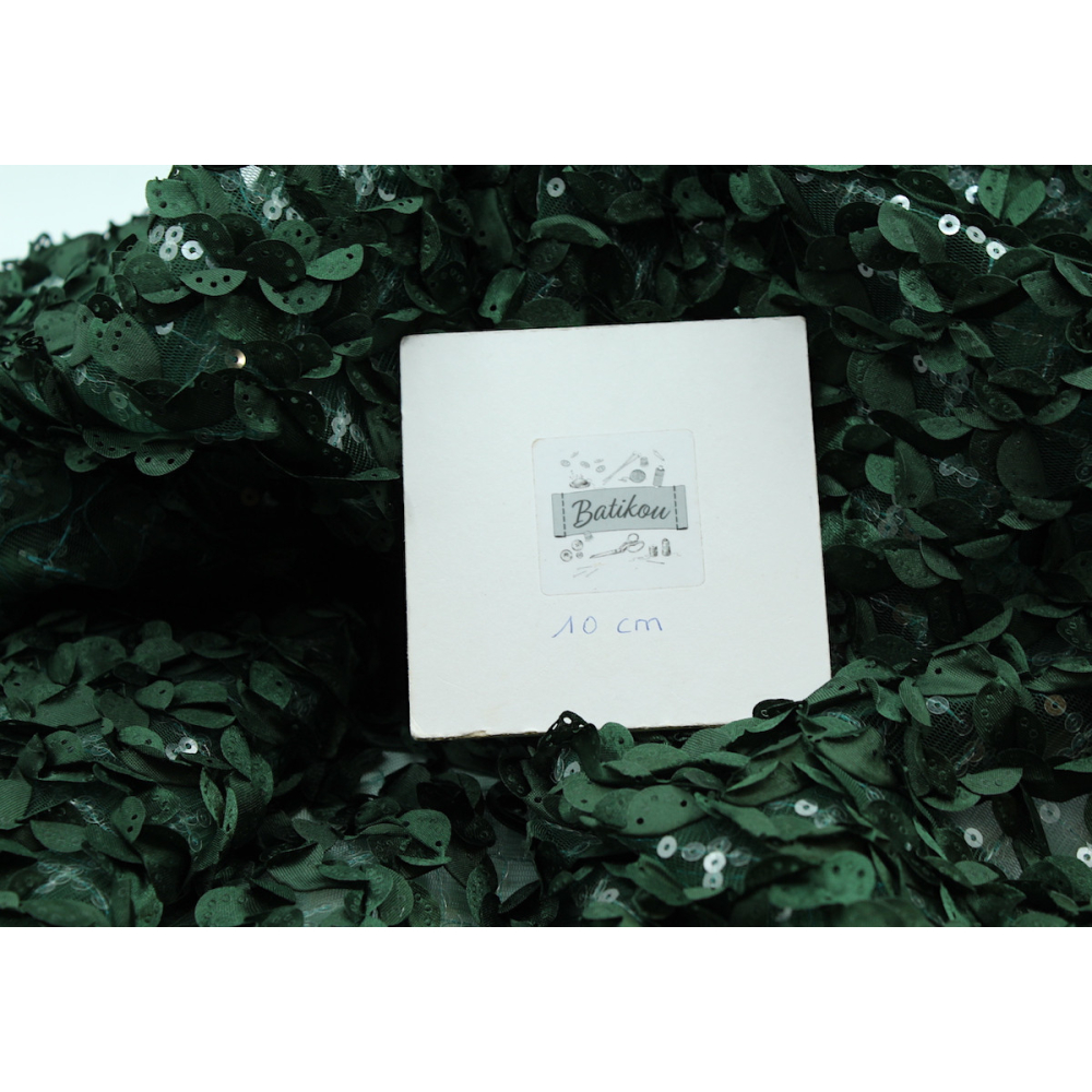 Tulle souple broderie vert sapin