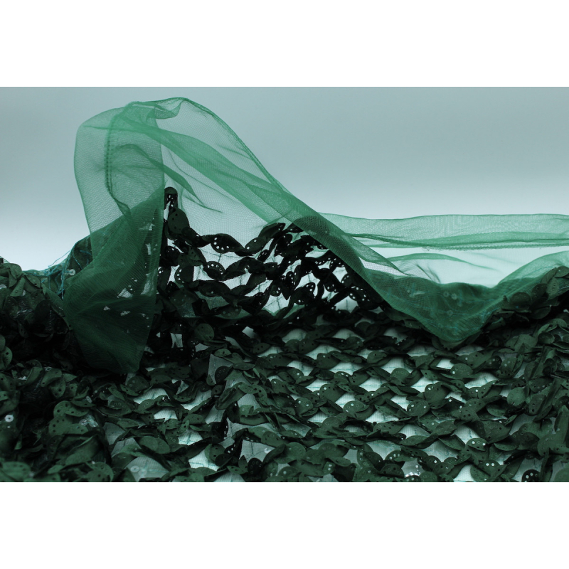 Tulle souple broderie vert sapin