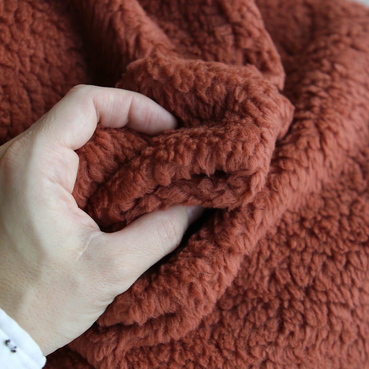 Colby - Fausse fourrure / Moumoute / Sherpa de coton rouille clair