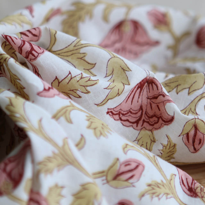 Madhavi - Tissu indien en coton imprimé main Hand Block