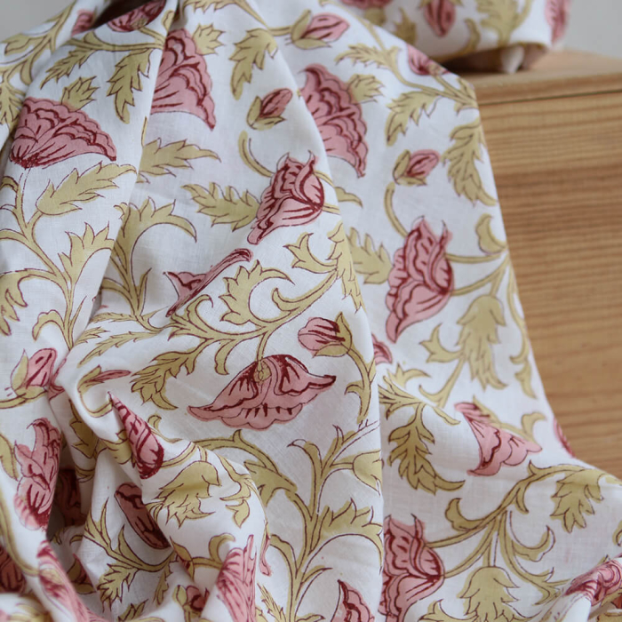 Madhavi - Tissu indien en coton imprimé main Hand Block