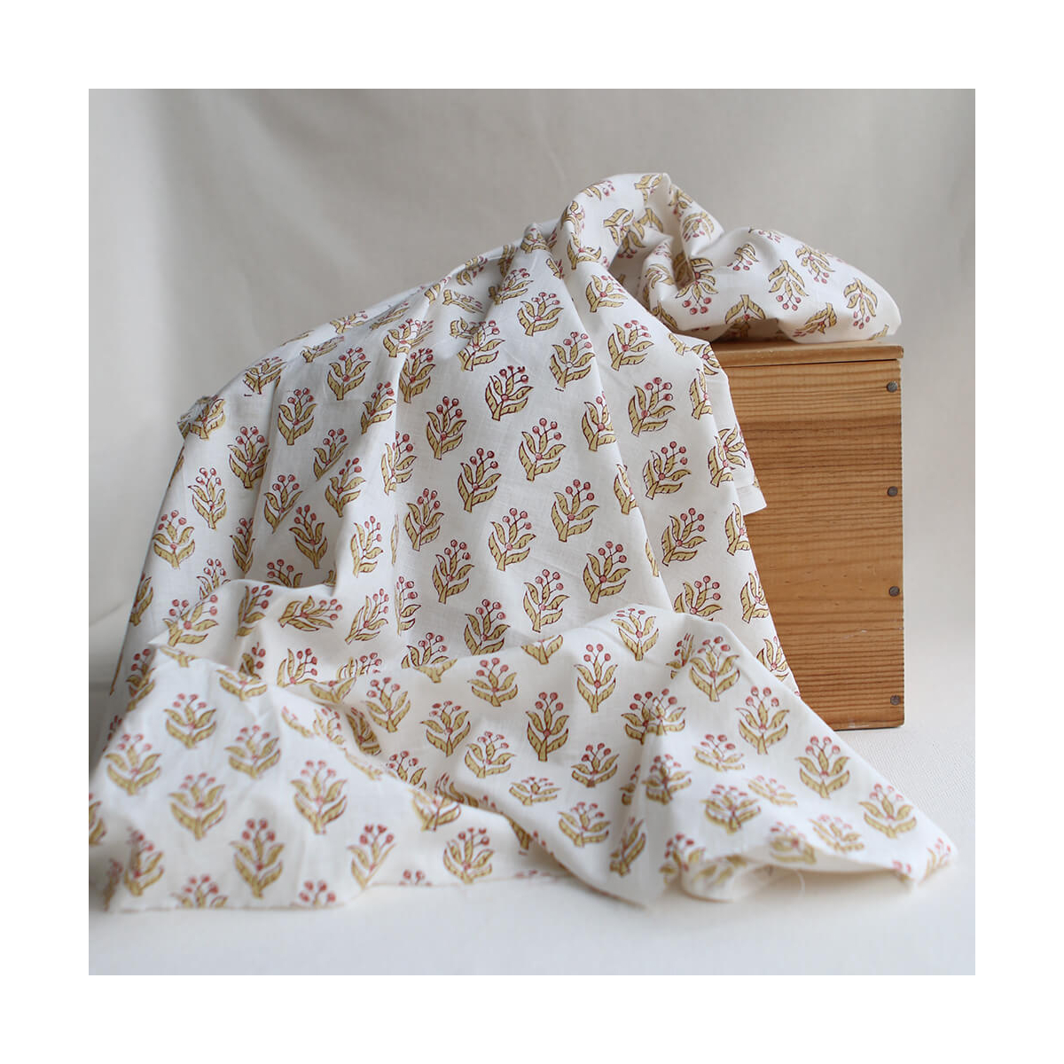 Madhavi B - Tissu indien en coton imprimé main Hand Block