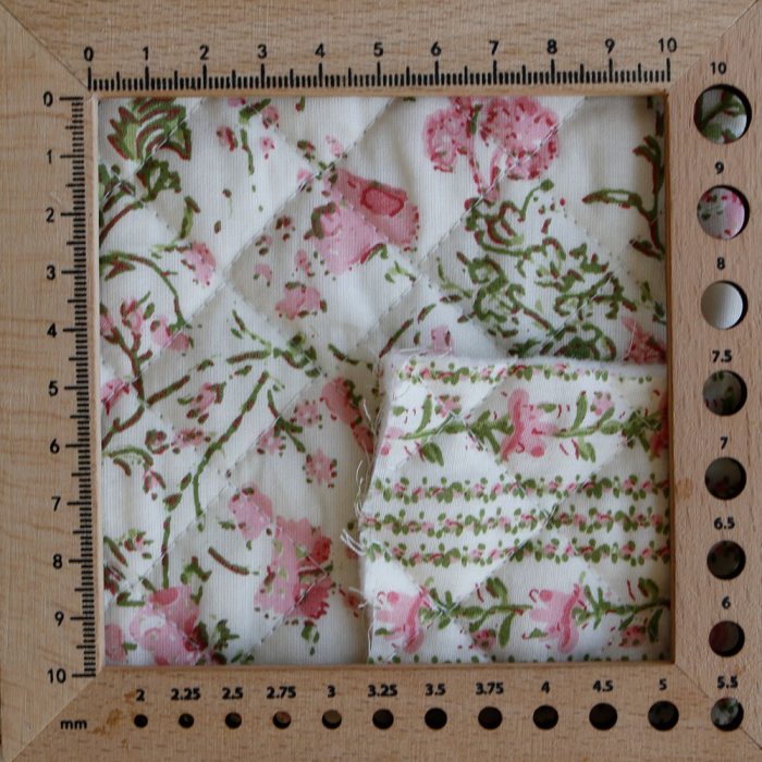 Karishma rose - Tissu indien matelassé double face coton hand block largeur 100cm