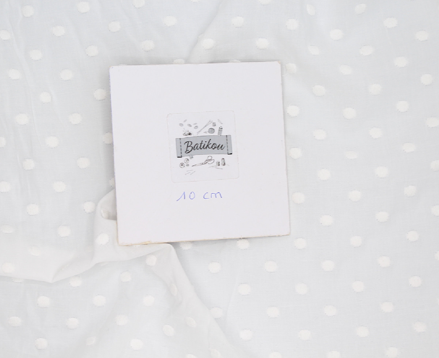 Broderie anglaise coton coloris BLANC