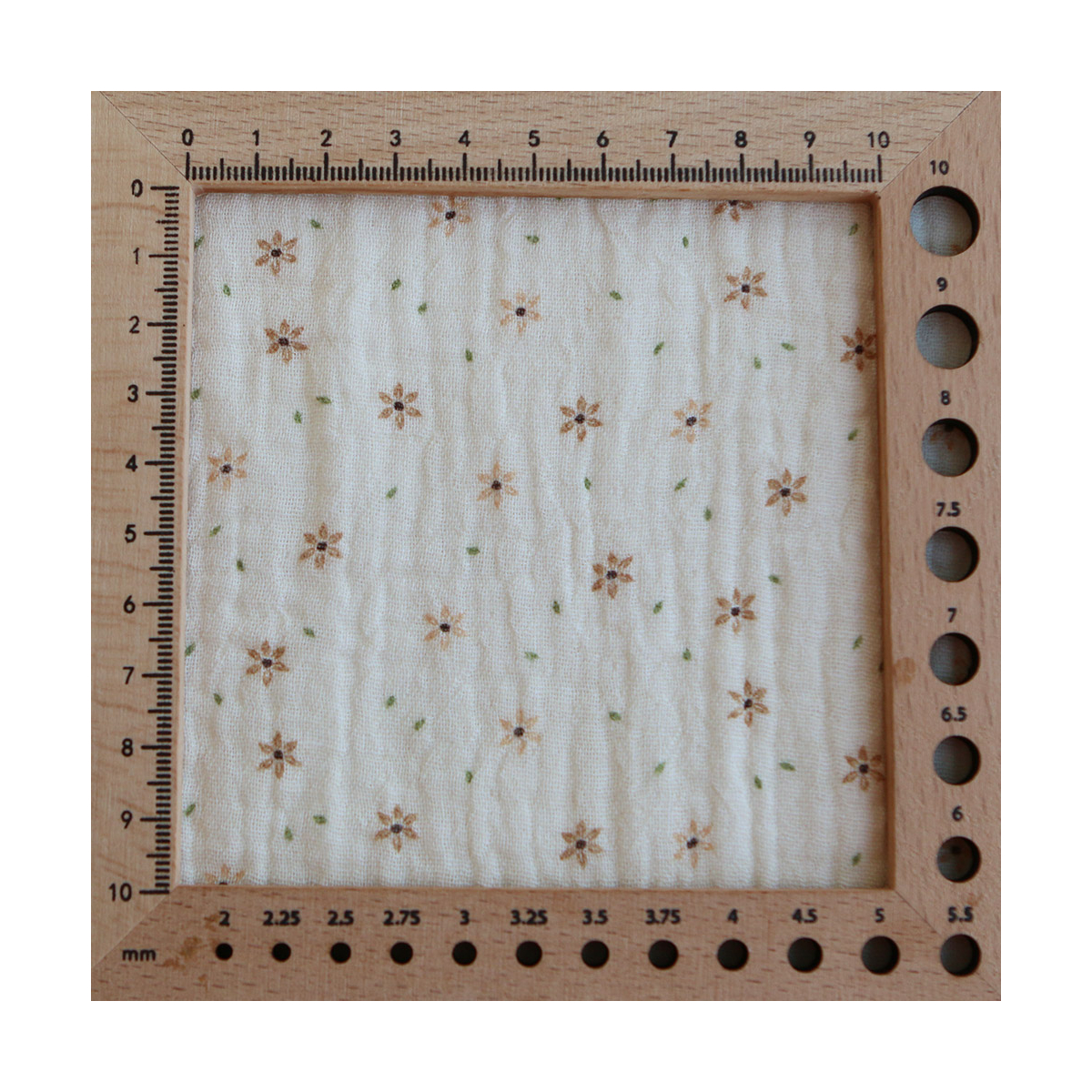 Double gaze de coton imprimé petites fleurs fond écru