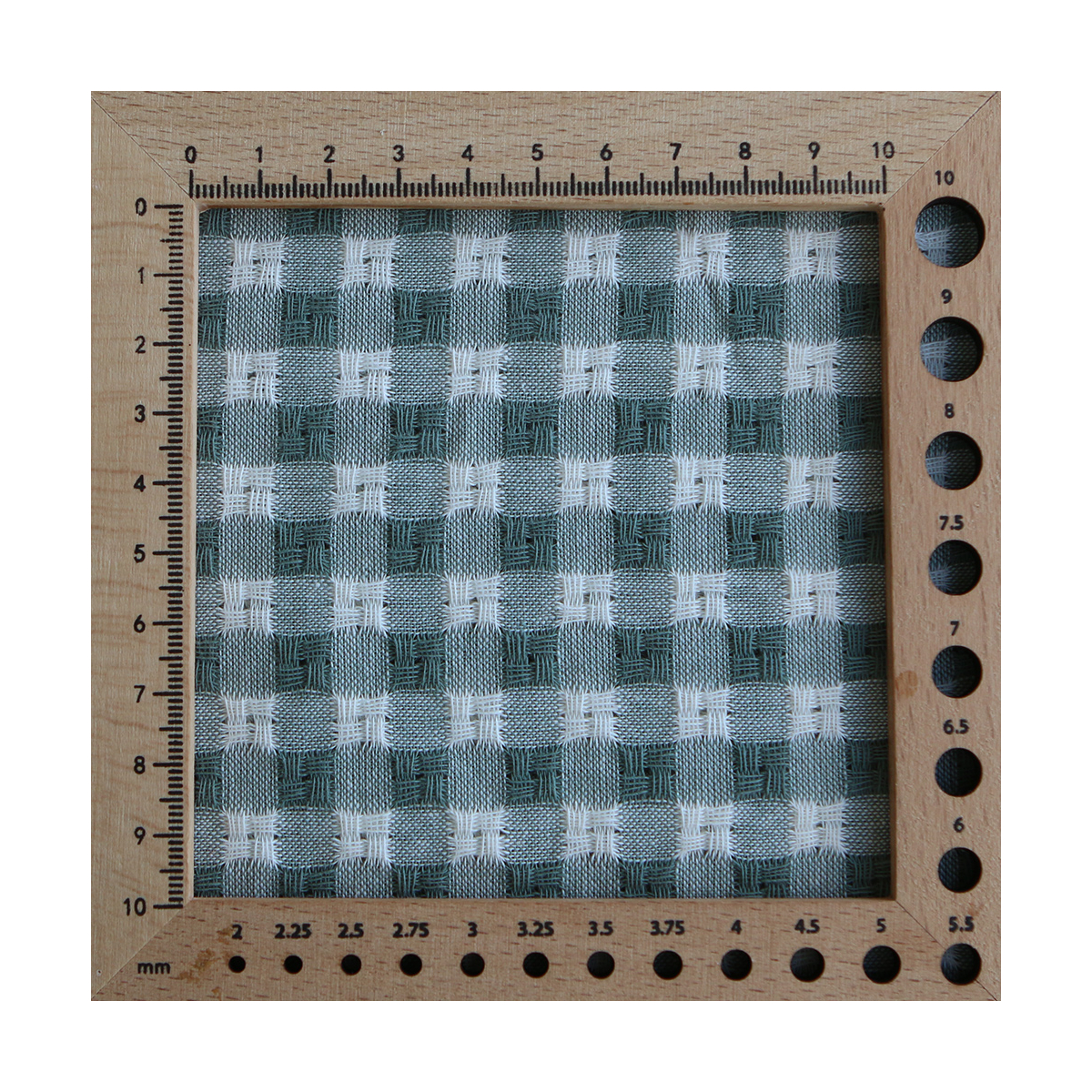 Dick - Seersucker / Coton gaufré texturé vichy 7mm écru et vert sauge