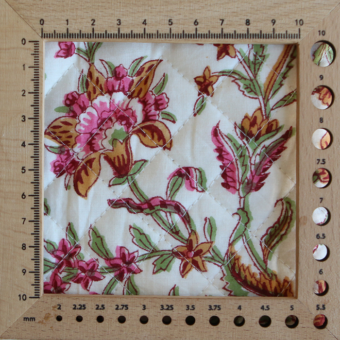 Jamila - Tissu indien matelassé double face coton hand block largeur 100cm