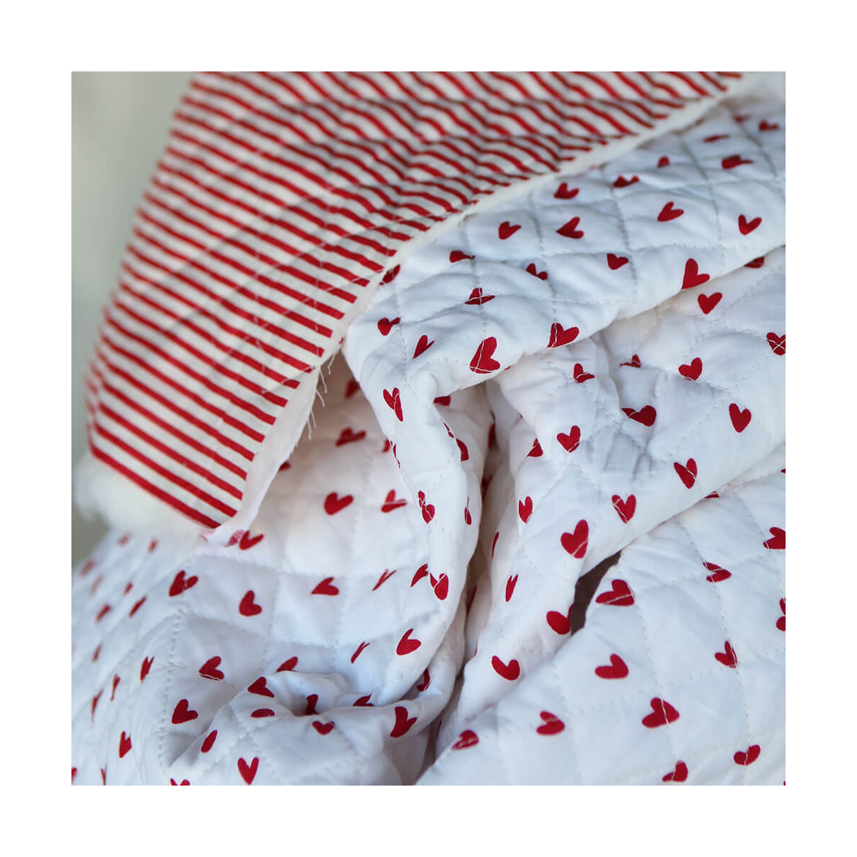 Dil / coeurs rouges - Tissu indien matelassé double face coton hand block largeur 100cm