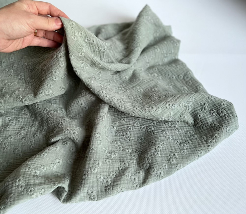 Double gaze de coton Esmée brodée coloris vert de gris Qualité Oeko-tex - 2