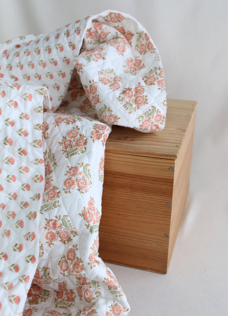 Anika - Tissu indien matelassé double face coton hand block teal largeur 100cm