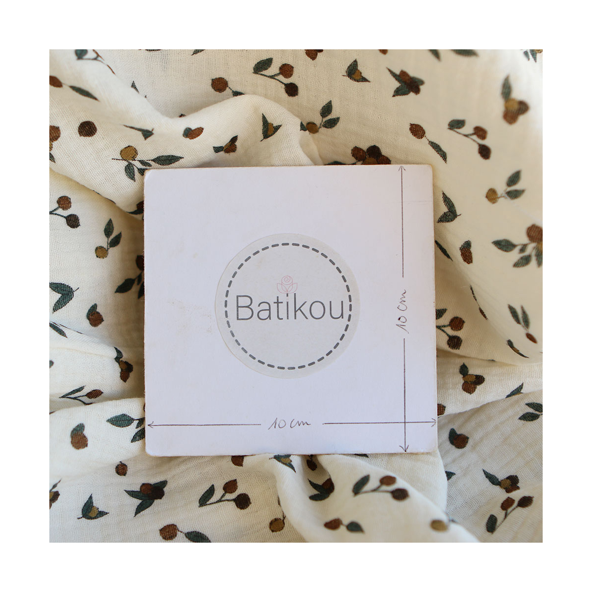 Hind - Double gaze de coton BIO écru motif exclusif baies coloris forêt