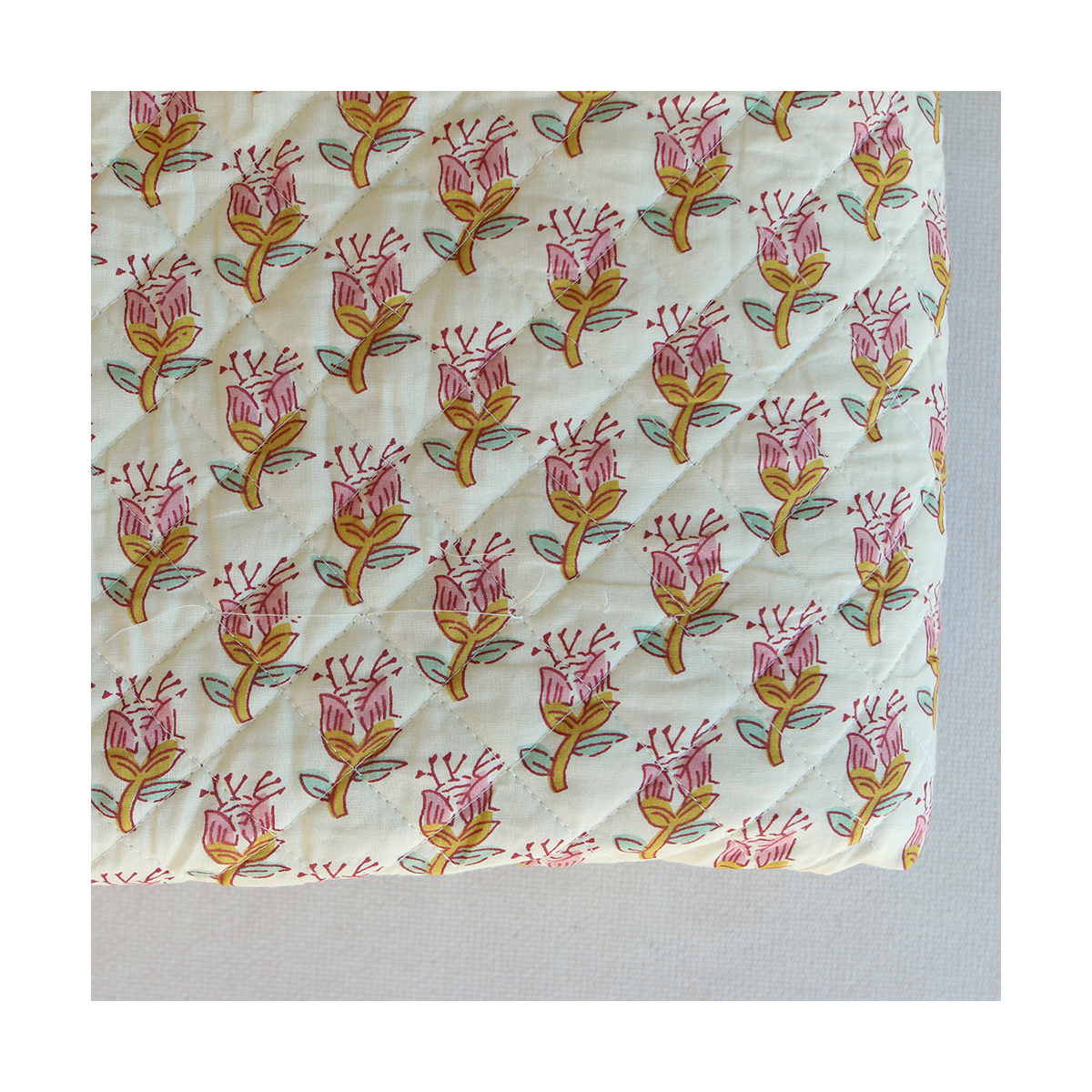 Naveen - Tissu indien matelassé double face coton hand block largeur 100cm