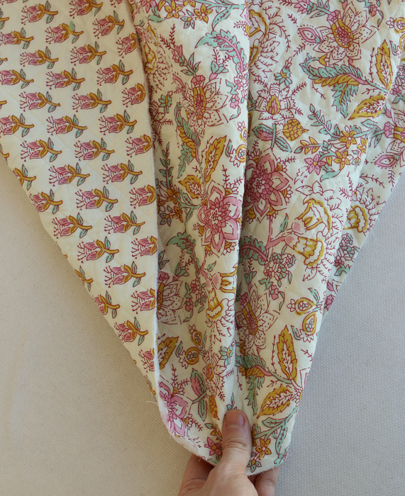 Naveen - Tissu indien matelassé double face coton hand block largeur 100cm