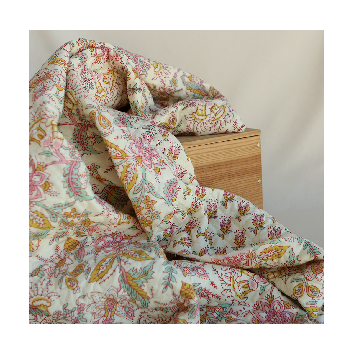 Naveen - Tissu indien matelassé double face coton hand block largeur 100cm