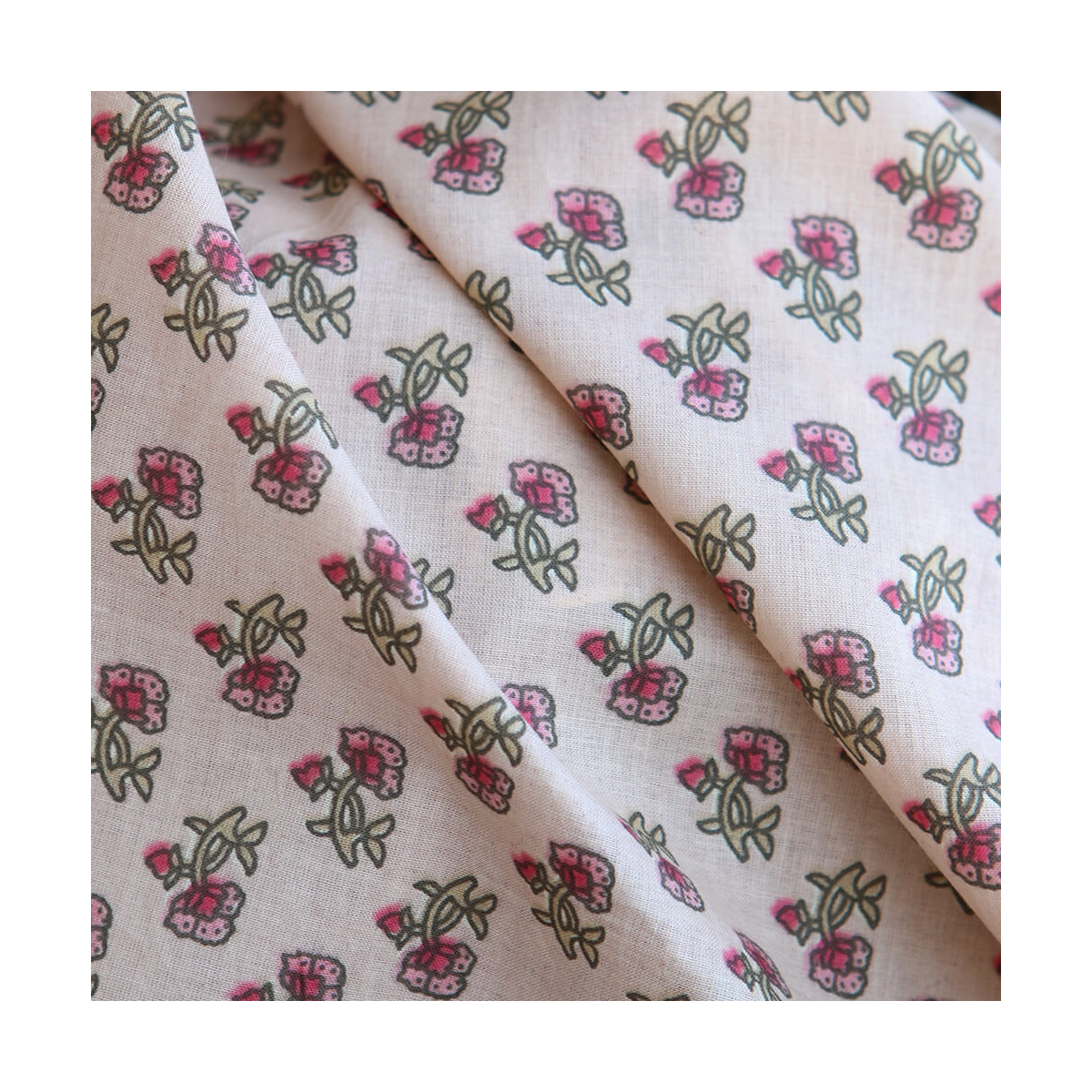 Indira B - Tissu indien en coton imprimé main Hand Block