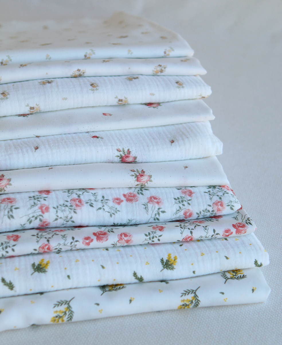 Laure - Double gaze coton BIO Exclusif blanc motif fleuri nature