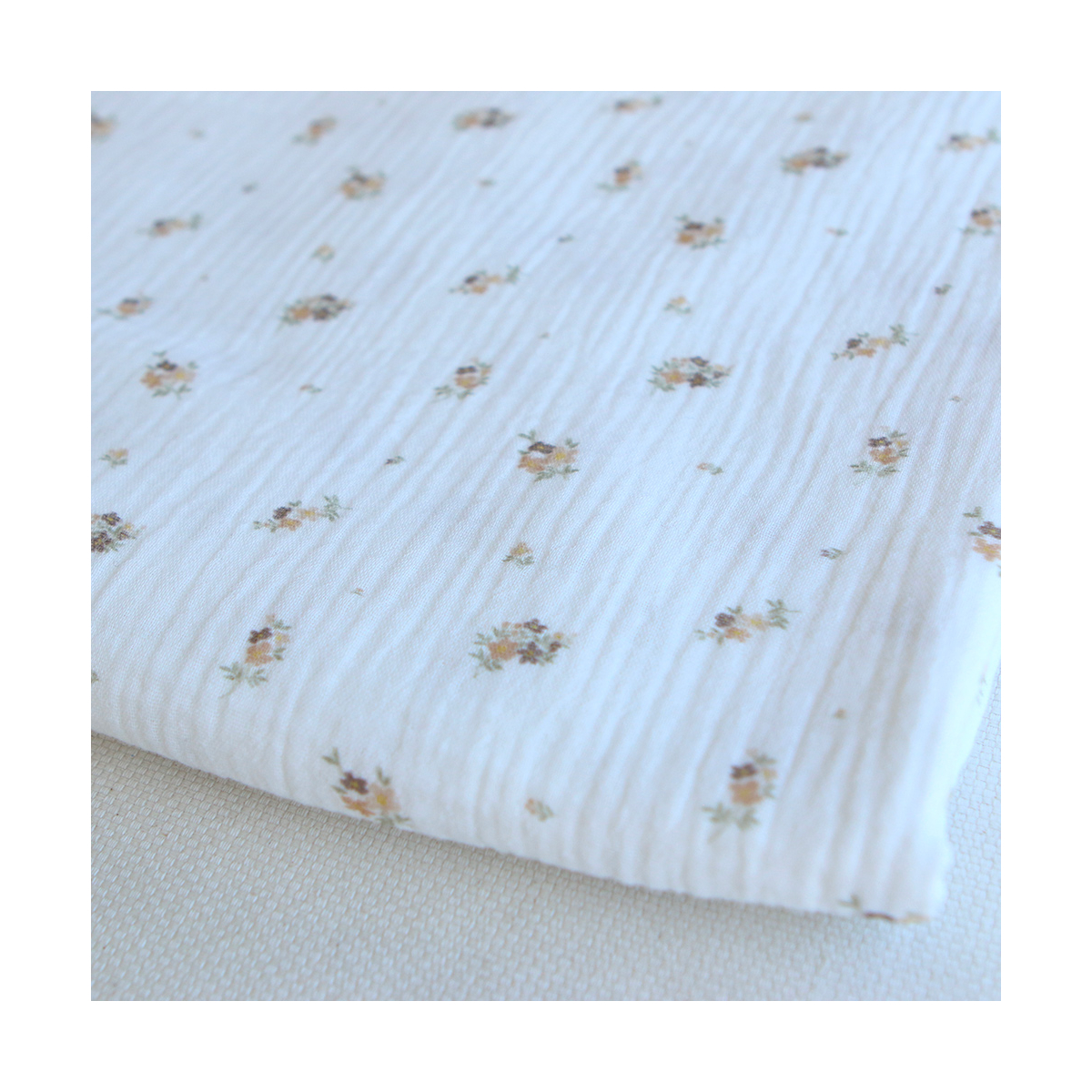 Laure - Double gaze coton BIO Exclusif blanc motif fleuri nature