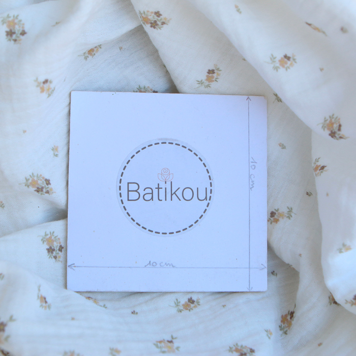 Laure - Double gaze coton BIO Exclusif blanc motif fleuri nature