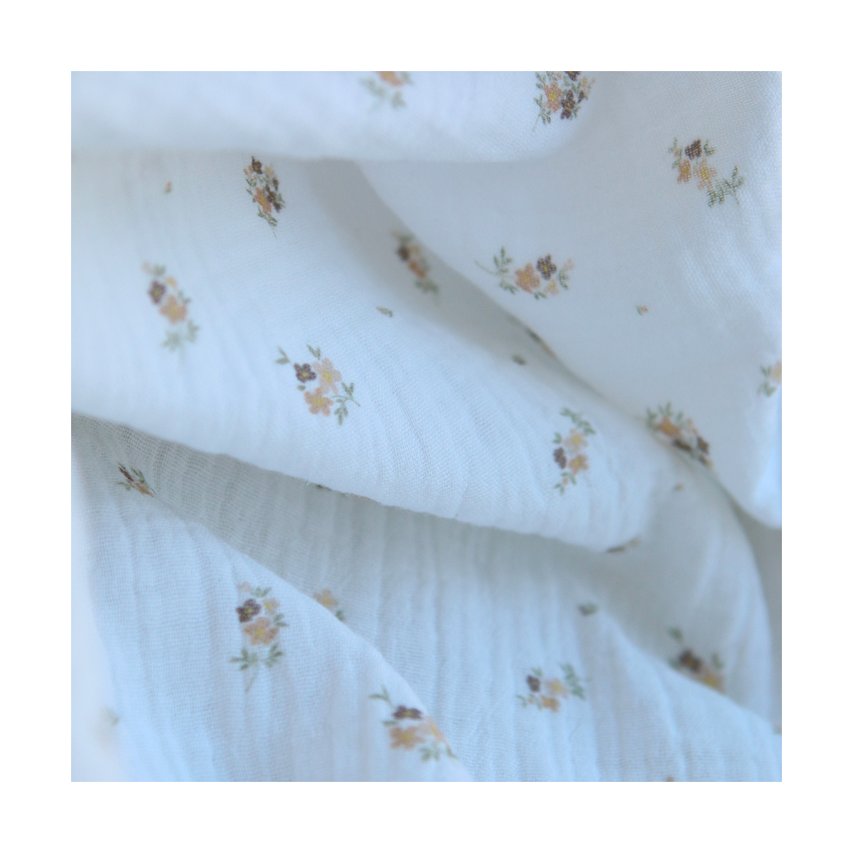 Laure - Double gaze coton BIO Exclusif blanc motif fleuri nature