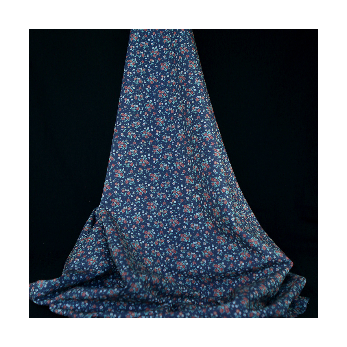 Isaure - Popeline douce coton fleuri bleu marine