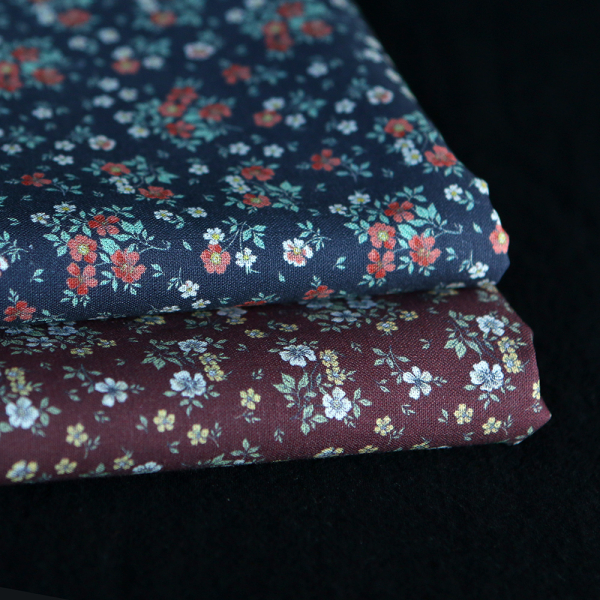 Isaure - Popeline douce coton fleuri bleu marine 2