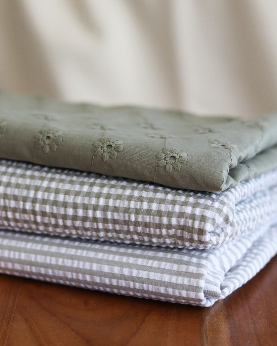 Seersucker / Coton mélangé gaufré rayures kaki clair