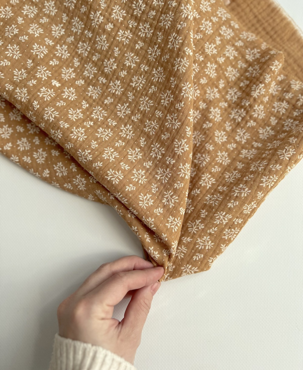 Double gaze de coton Meesya fond camel à motifs Batikou - 3